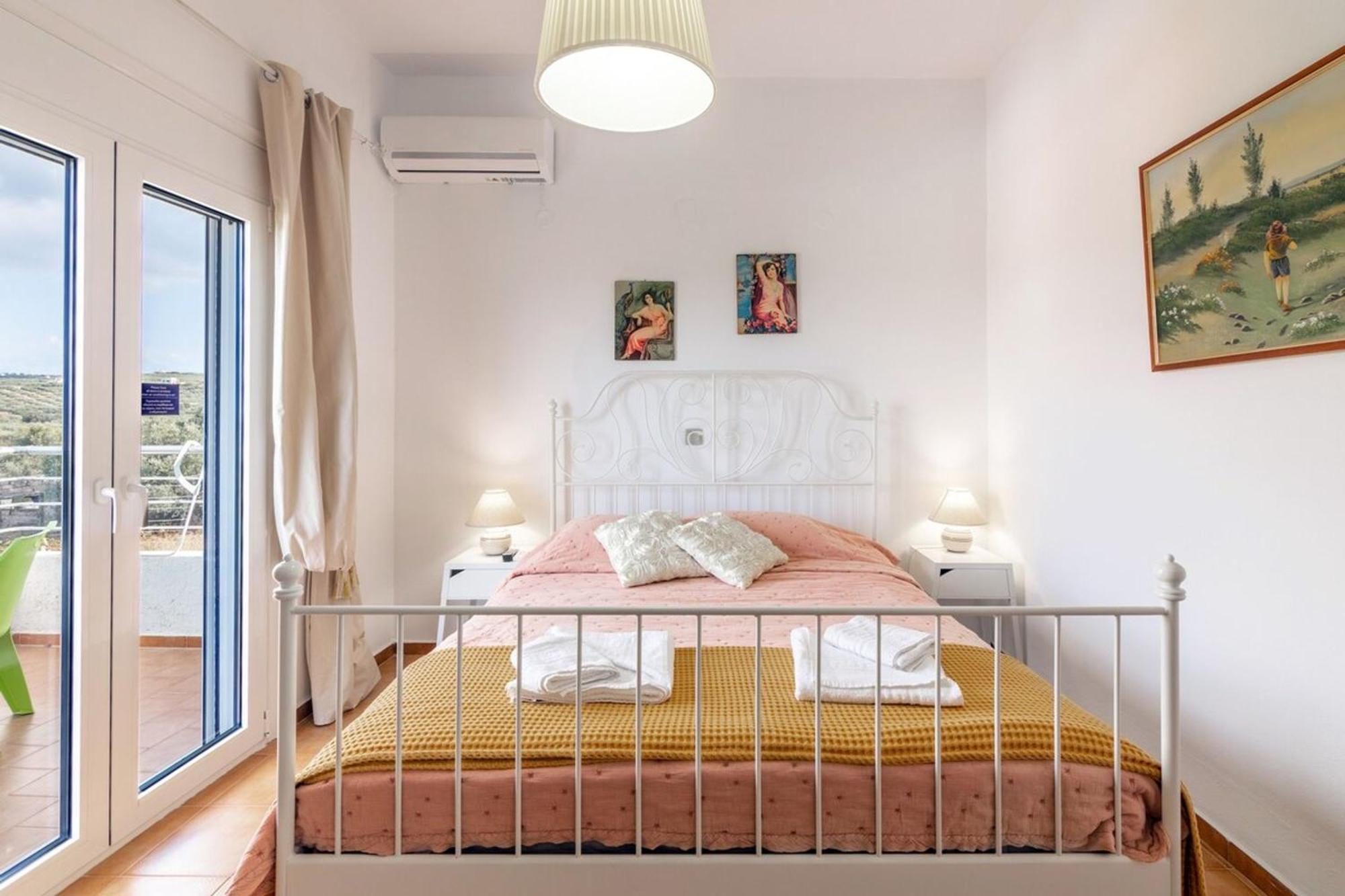Amazing Villa Chrysanthi With Private Pool In Heraklion Epano Vathia Екстер'єр фото