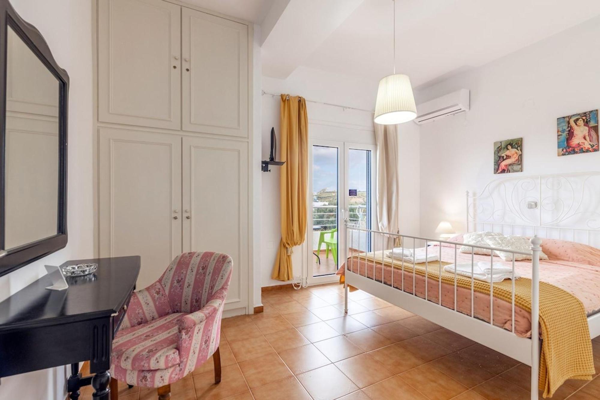 Amazing Villa Chrysanthi With Private Pool In Heraklion Epano Vathia Екстер'єр фото